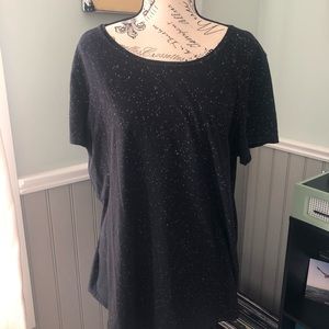 Lululemon black tee with grey spots
